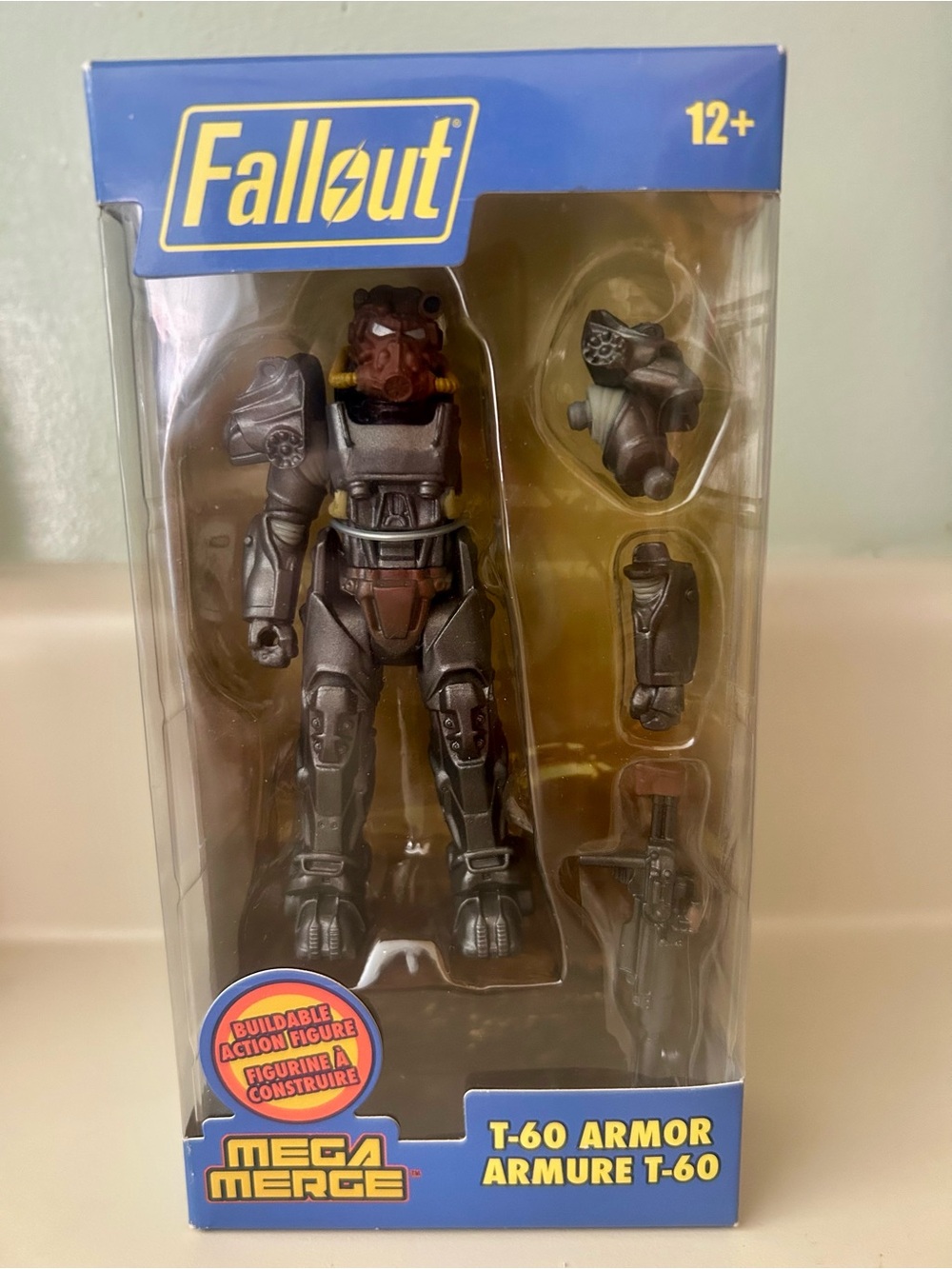 Fallout Mega Merge T-60 Power Armor Buildable Action Figure New in Box